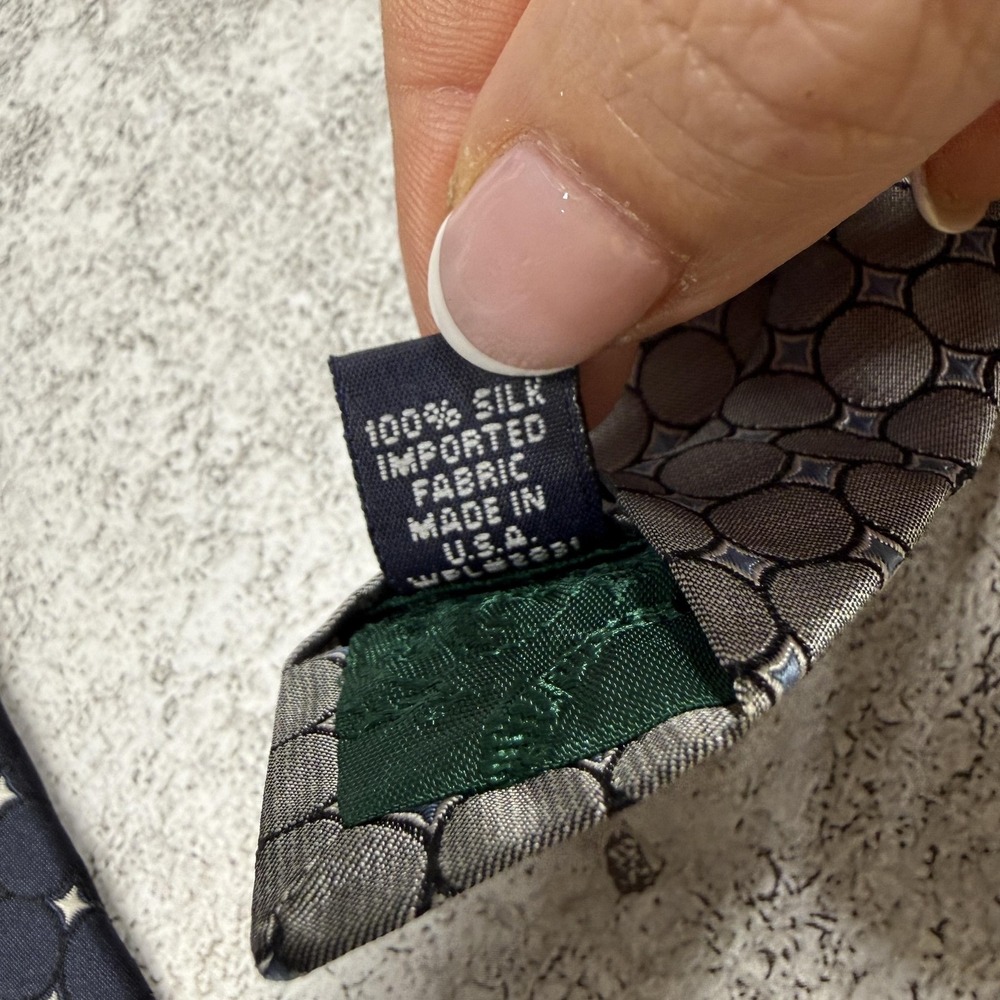 Tommy Hilfiger Silk Tie Mens One Size Blue Geometric Made In USA Necktie - Picture 3 of 5